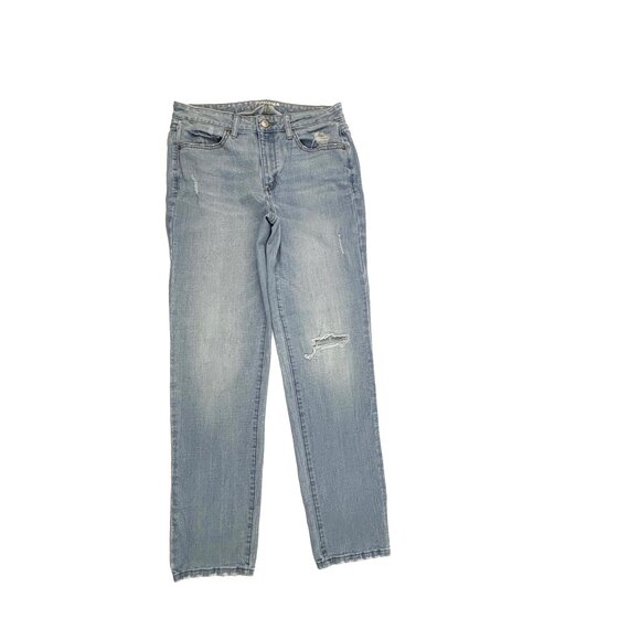Sonoma Distressed Staight Leg Women's size 10 Light Wash Denim jeans - Picture 1 of 4